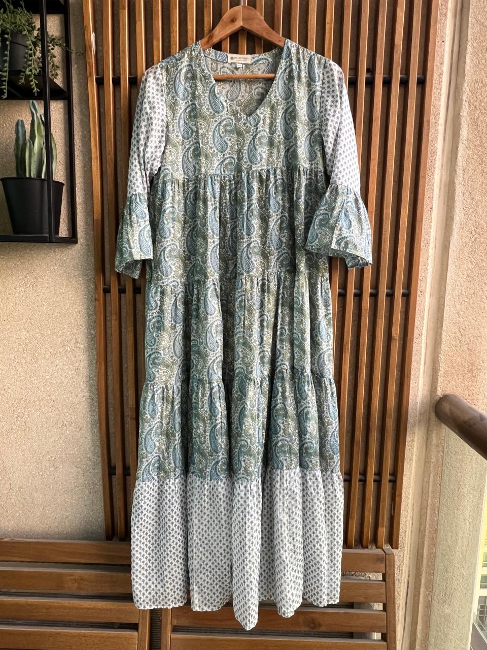 Long wide dress