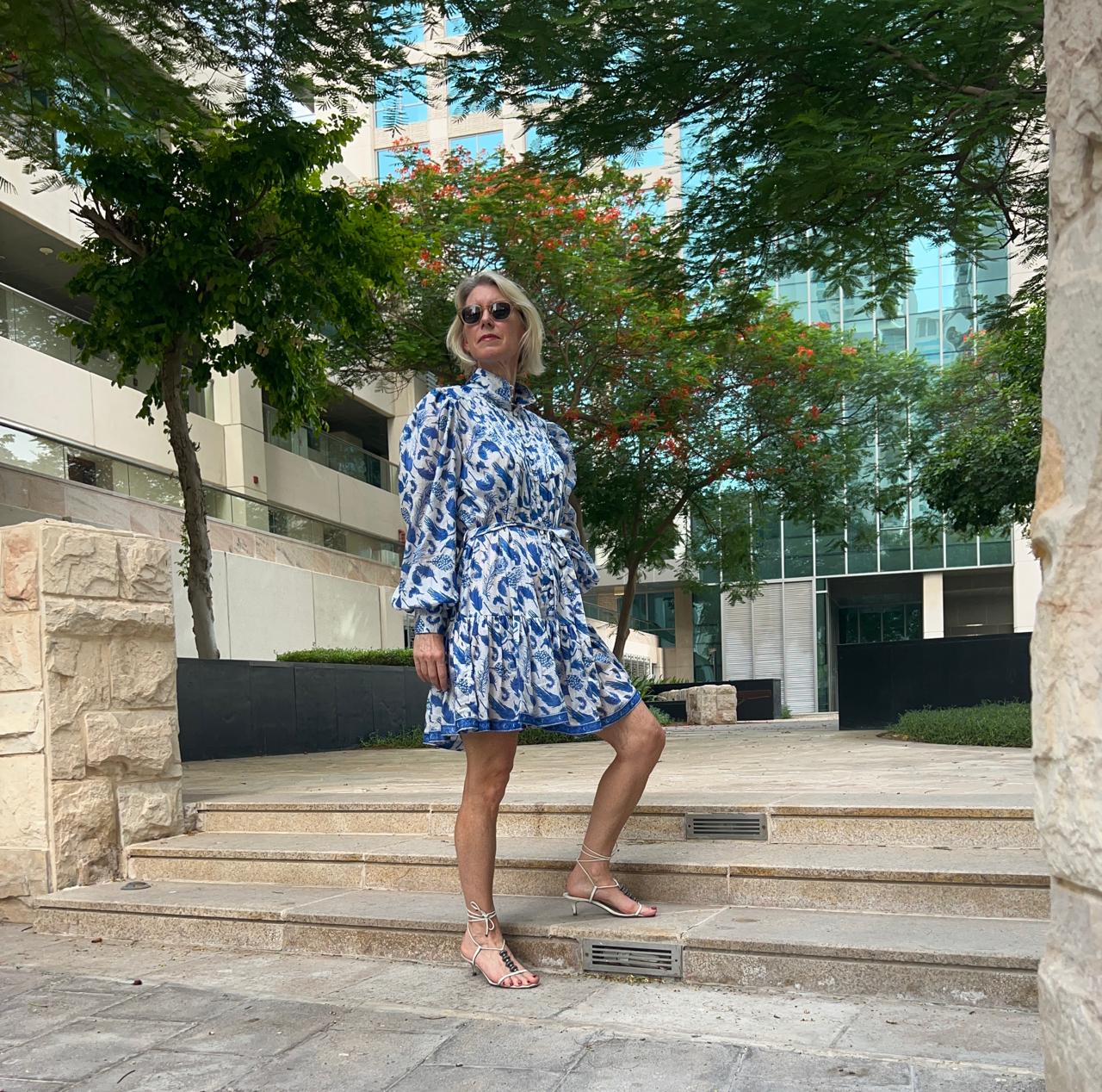 Kort elegant bomullsklänning