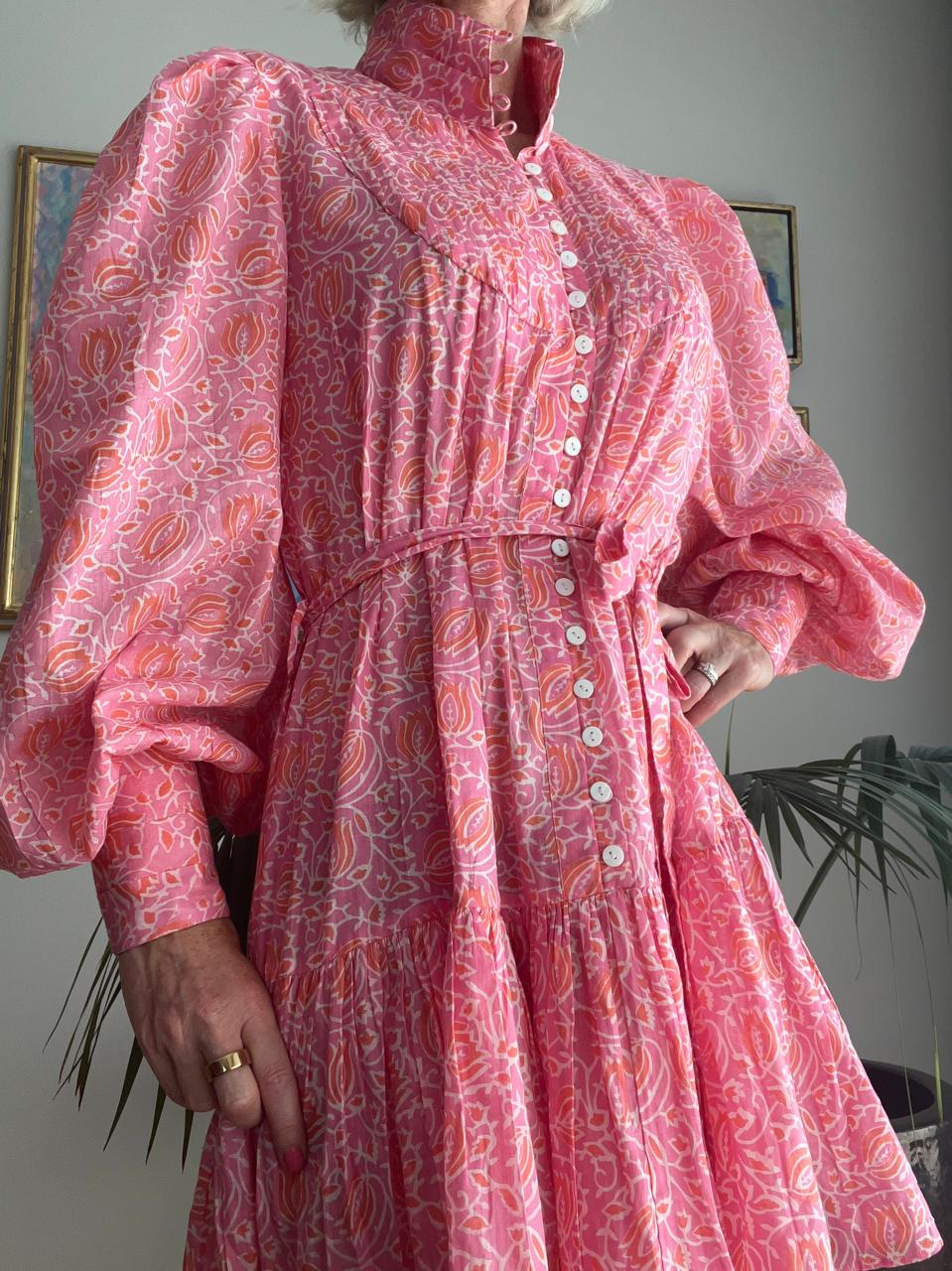 Short cotton dress